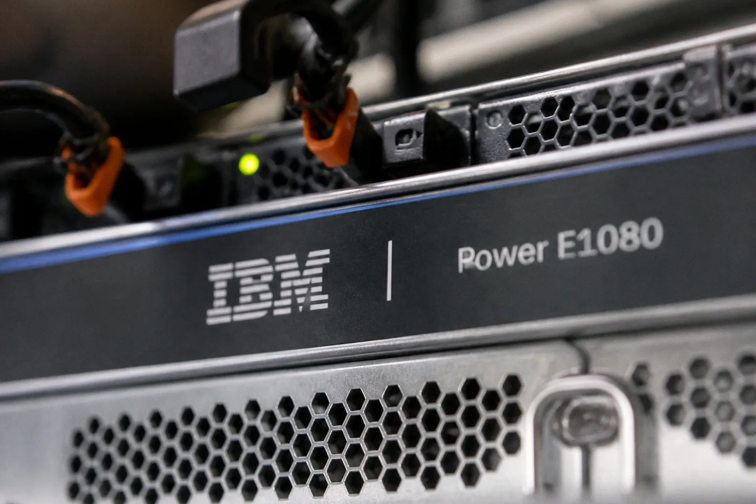 IBM и OpenAI объединяют усилия для внедрения ИИ в корпоративные бизнес-процессы