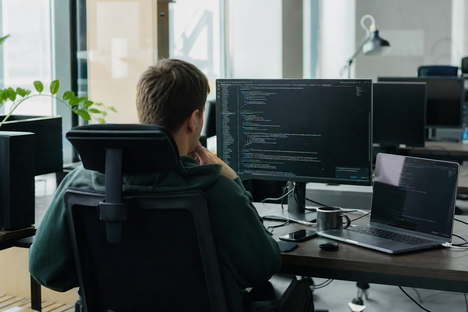 Почему основатели IT-гигантов переходят в AI-стартапы